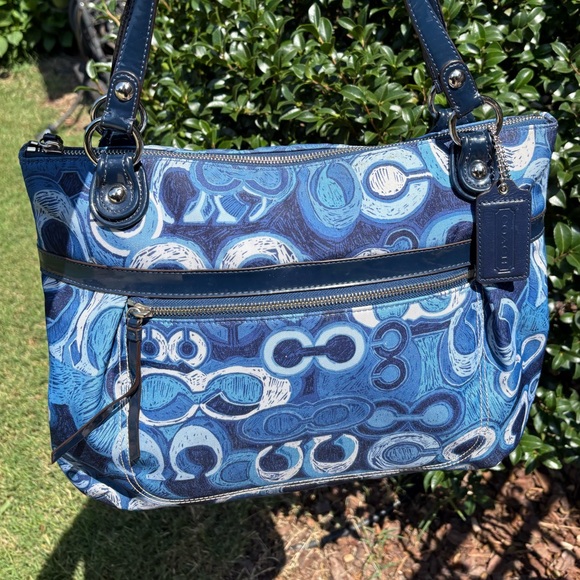 Coach Poppy Appliqué Glam Blue EUC - Picture 5 of 12